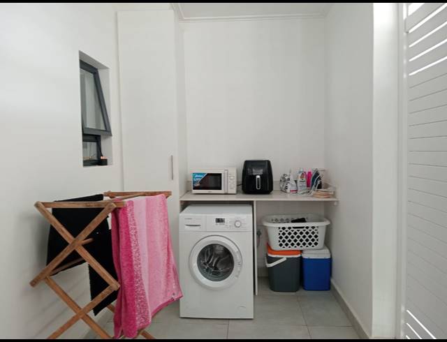 2 BEDROOM APARTMENT TO LET IN UMHLANGA RIDGE